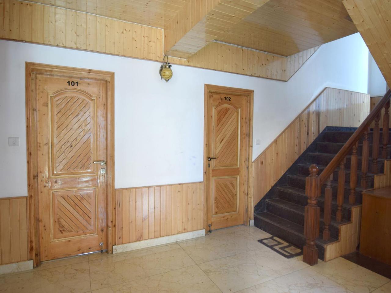Oyo 10255 Hotel Red Apple Manāli エクステリア 写真