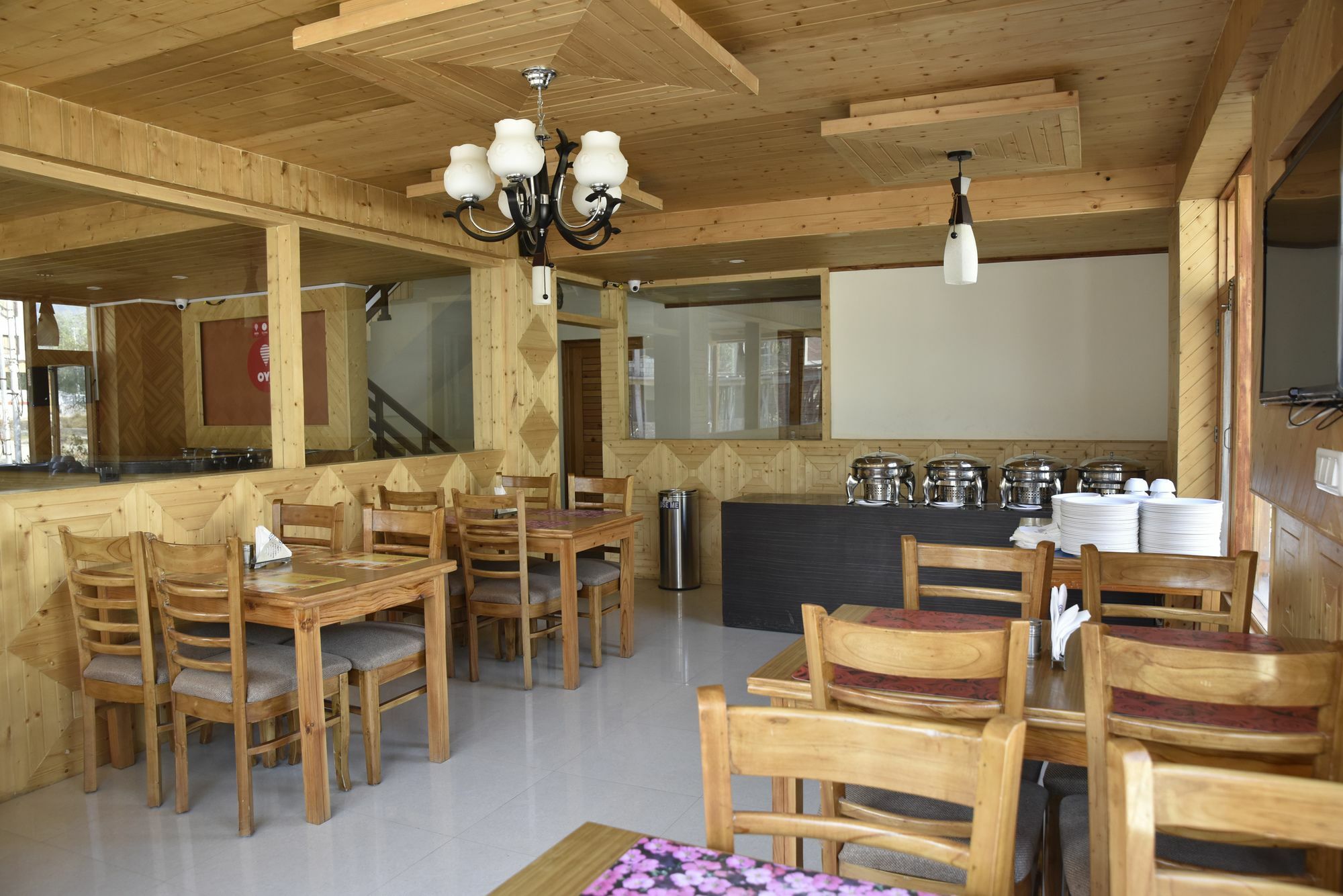 Oyo 10255 Hotel Red Apple Manāli エクステリア 写真